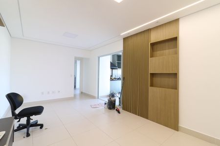 Sala de apartamento para alugar com 2 quartos, 83m² em Taquaral, Campinas