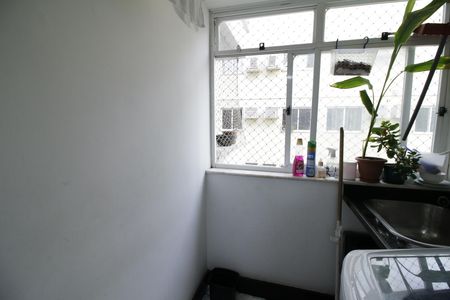 Apartamento para alugar com 60m², 2 quartos e 1 vagaÁrea de Serviço