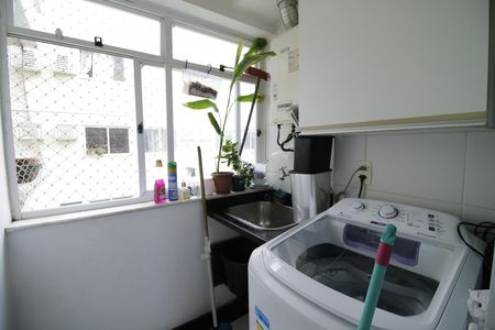 Apartamento para alugar com 60m², 2 quartos e 1 vagaÁrea de Serviço