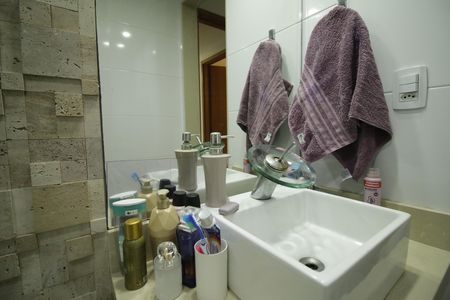 Apartamento para alugar com 60m², 2 quartos e 1 vagaBanheiro da Suíte 2