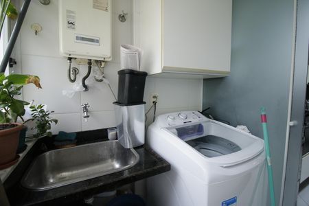 Apartamento para alugar com 60m², 2 quartos e 1 vagaÁrea de Serviço