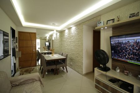 Sala de apartamento para alugar com 2 quartos, 60m² em Pechincha, Rio de Janeiro