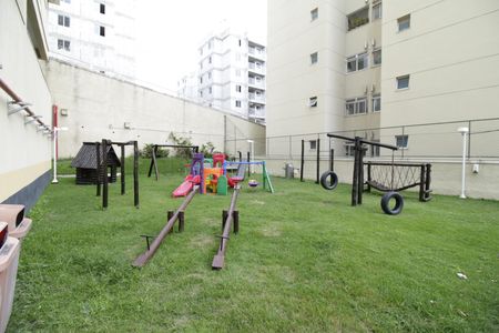 Apartamento para alugar com 60m², 2 quartos e 1 vagaÁrea comum - Playground