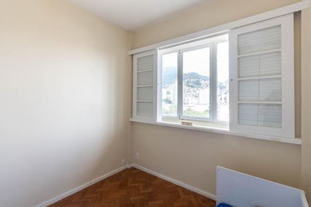 Apartamento para alugar com 77m², 2 quartos e 1 vagaQuarto 1