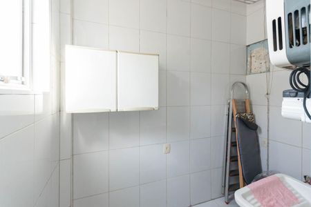 Apartamento para alugar com 77m², 2 quartos e 1 vagaÁrea de Serviço