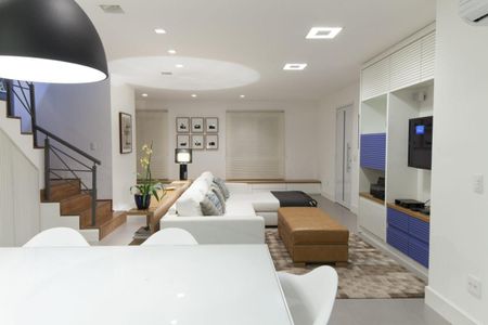 Foto 01 de casa de condomínio à venda com 3 quartos, 152m² em Bairro das Palmeiras, Campinas