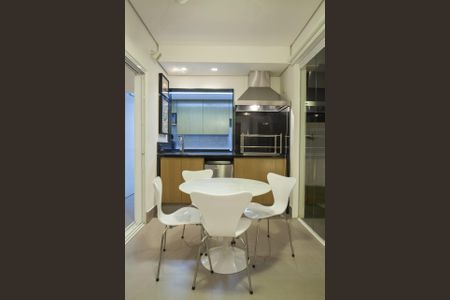 Foto 02 de casa de condomínio à venda com 3 quartos, 152m² em Bairro das Palmeiras, Campinas