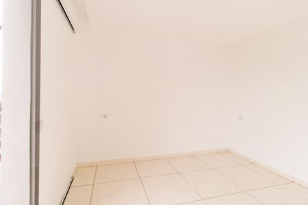 Sala de casa para alugar com 2 quartos, 70m² em Tatuquara, Curitiba