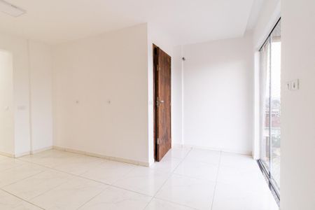 Casa para alugar com 70m², 2 quartos e 1 vaga Casa para alugar com 70m², 2 quartos e 1 vagaCozinha e Área de Serviço