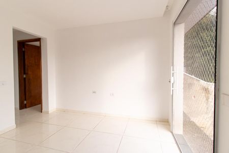 Sala de casa para alugar com 2 quartos, 70m² em Tatuquara, Curitiba