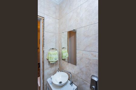 Casa à venda com 230m², 3 quartos e 2 vagas
