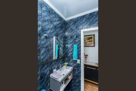 Casa à venda com 230m², 3 quartos e 2 vagas