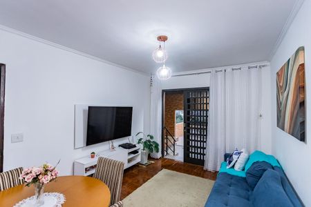 Casa à venda com 3 quartos, 230m² em Vila Boacava, São Paulo
