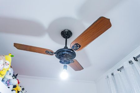 Casa à venda com 230m², 3 quartos e 2 vagas