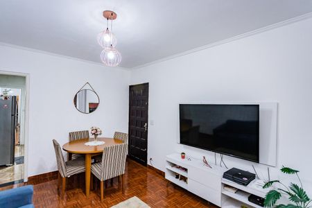 Casa à venda com 230m², 3 quartos e 2 vagas