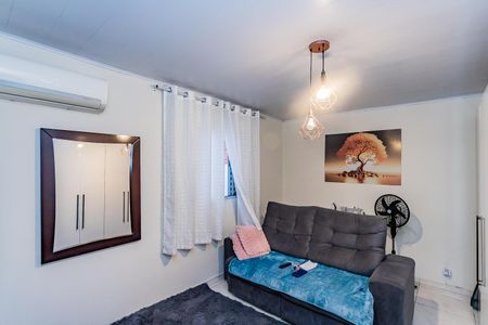 Casa à venda com 230m², 3 quartos e 2 vagas