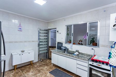 Casa à venda com 230m², 3 quartos e 2 vagas