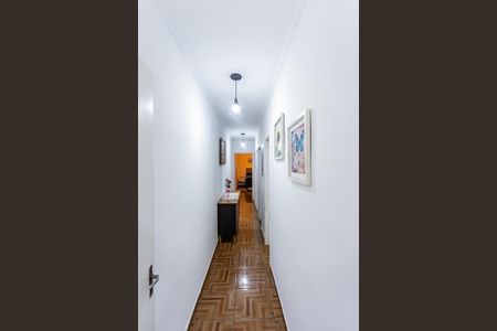 Casa à venda com 230m², 3 quartos e 2 vagas