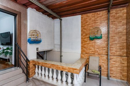 Casa à venda com 230m², 3 quartos e 2 vagas