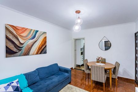 Casa à venda com 230m², 3 quartos e 2 vagas