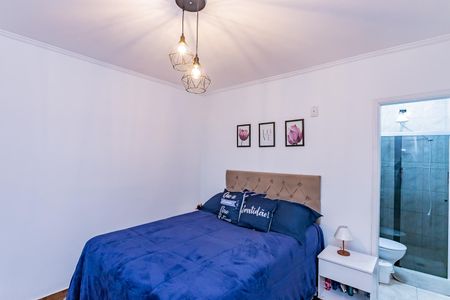 Casa à venda com 230m², 3 quartos e 2 vagas