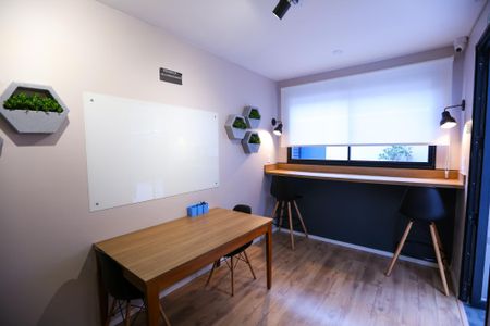 Apartamento para alugar com 34m², 2 quartos e sem vagaCoworking