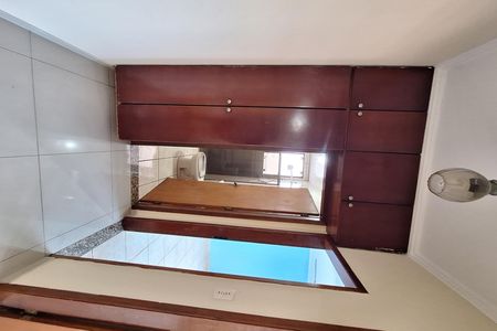 Corredor de apartamento para alugar com 2 quartos, 40m² em Saracuruna, Duque de Caxias