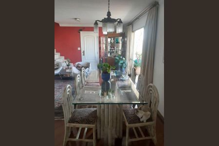 Apartamento à venda com 220m², 3 quartos e 3 vagas