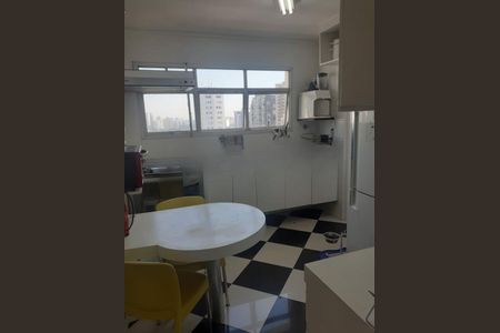 Apartamento à venda com 220m², 3 quartos e 3 vagas
