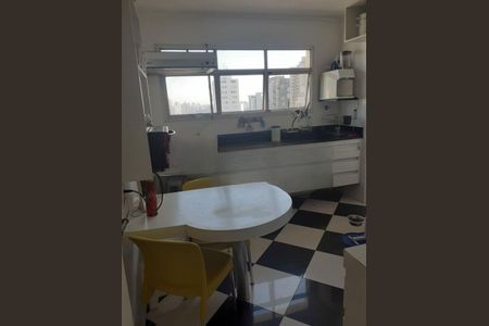 Apartamento à venda com 220m², 3 quartos e 3 vagas