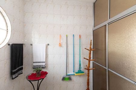Casa para alugar com 286m², 5 quartos e 4 vagas Casa para alugar com 286m², 5 quartos e 4 vagasBanheiro da Suíte