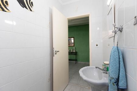 Casa para alugar com 286m², 5 quartos e 4 vagas Casa para alugar com 286m², 5 quartos e 4 vagasLavabo