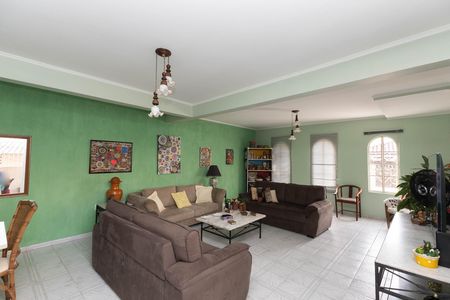 Sala  de casa para alugar com 5 quartos, 286m² em Vila Nivi, São Paulo