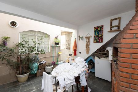 Casa para alugar com 286m², 5 quartos e 4 vagas Casa para alugar com 286m², 5 quartos e 4 vagasÁrea de Serviço