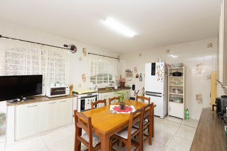 Casa para alugar com 286m², 5 quartos e 4 vagas Casa para alugar com 286m², 5 quartos e 4 vagasCozinha
