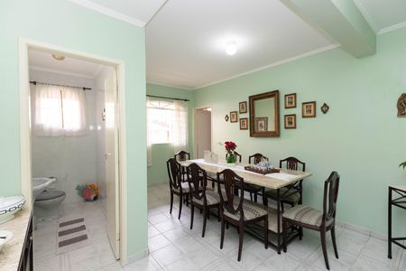 Casa para alugar com 286m², 5 quartos e 4 vagas Casa para alugar com 286m², 5 quartos e 4 vagasSala de Jantar