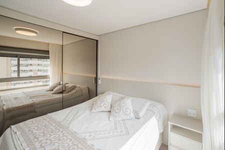 Apartamento à venda com 166m², 3 quartos e 2 vagas Apartamento à venda com 166m², 3 quartos e 2 vagasSuíte 3