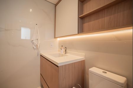 Apartamento à venda com 166m², 3 quartos e 2 vagas Apartamento à venda com 166m², 3 quartos e 2 vagasBanheiro da Suíte 2