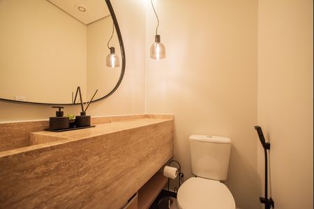 Apartamento à venda com 166m², 3 quartos e 2 vagas Apartamento à venda com 166m², 3 quartos e 2 vagasLavabo