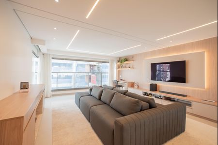 Apartamento à venda com 166m², 3 quartos e 2 vagas Apartamento à venda com 166m², 3 quartos e 2 vagasSala