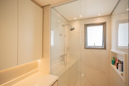 Banheiro da Suíte 3 de apartamento para alugar com 3 quartos, 166m² em Vila Mariana, São Paulo