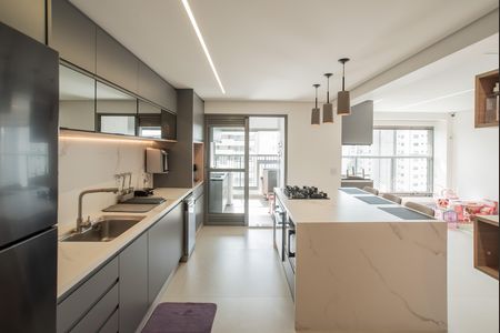 Apartamento à venda com 166m², 3 quartos e 2 vagas Apartamento à venda com 166m², 3 quartos e 2 vagasCozinha