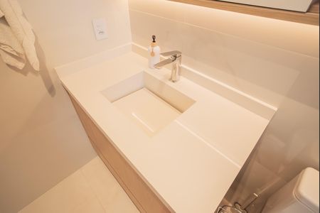 Apartamento à venda com 166m², 3 quartos e 2 vagas Apartamento à venda com 166m², 3 quartos e 2 vagasBanheiro da Suíte 2