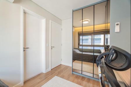 Apartamento à venda com 166m², 3 quartos e 2 vagas Apartamento à venda com 166m², 3 quartos e 2 vagasSuíte 1