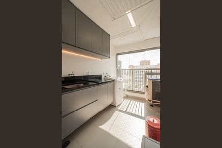Apartamento à venda com 166m², 3 quartos e 2 vagas Apartamento à venda com 166m², 3 quartos e 2 vagasÁrea de Serviço