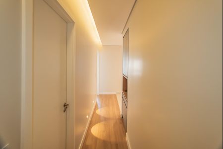 Apartamento à venda com 166m², 3 quartos e 2 vagas Apartamento à venda com 166m², 3 quartos e 2 vagasCorredor