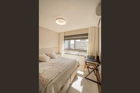 Apartamento à venda com 166m², 3 quartos e 2 vagas Apartamento à venda com 166m², 3 quartos e 2 vagasSuíte 3