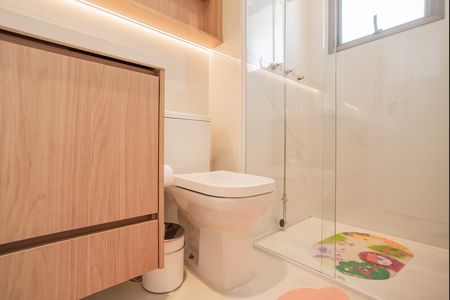Apartamento à venda com 166m², 3 quartos e 2 vagas Apartamento à venda com 166m², 3 quartos e 2 vagasBanheiro da Suíte 2