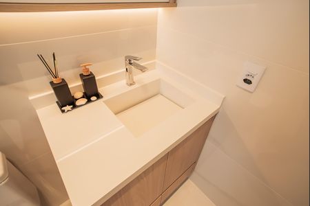 Apartamento à venda com 166m², 3 quartos e 2 vagas Apartamento à venda com 166m², 3 quartos e 2 vagasBanheiro da Suíte 1