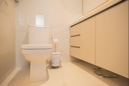 Apartamento à venda com 166m², 3 quartos e 2 vagas Apartamento à venda com 166m², 3 quartos e 2 vagasBanheiro da Suíte 3
